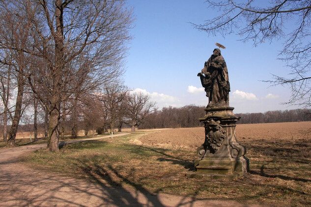 Socha sv. Jana Nepomuckého