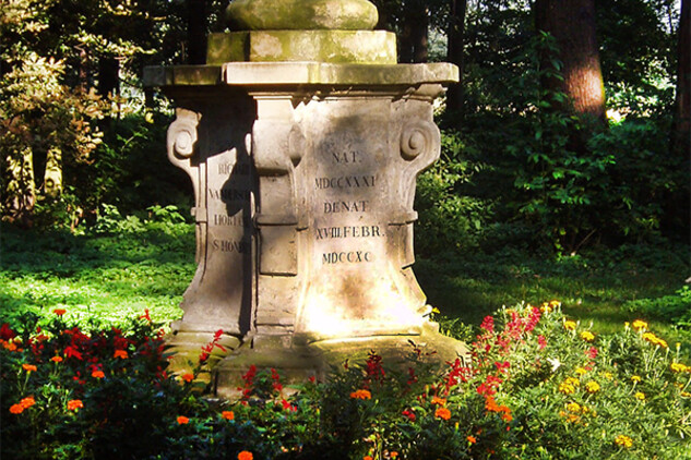 Pomník Richarda van der Schotta